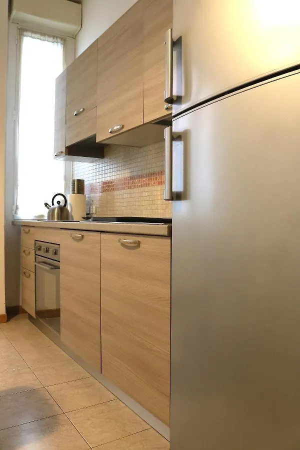 Super Milano Rogoredo Vacation Apartment - 4 People